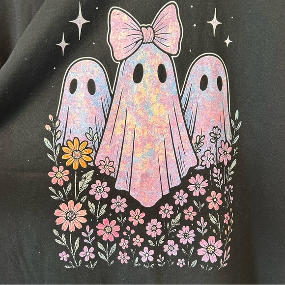 Gildan Tops - Floral Ghost Tee | 2X Black Halloween Shirt | Fall | NEW